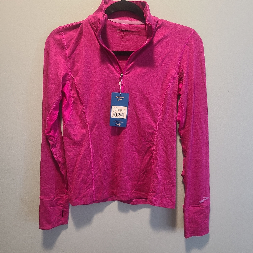 Brooks Dash 1/2 Zip Heather Magenta SM (Women's 4-6)